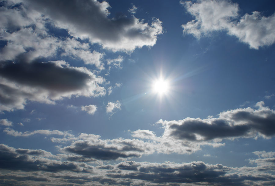 bright sun by heyla-stock