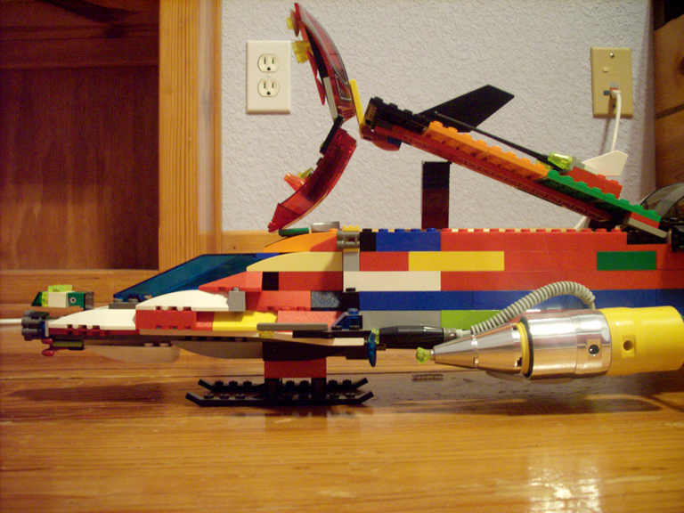 LEGO ship bonus lazer