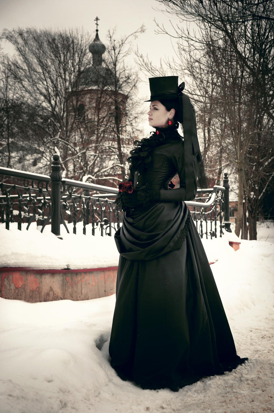 black gothic victorian dress Dark XL/2XL This Edwardian Style Gothic Long Dress is perfect for those looking to make a statement Black and Gold Gothic Victorian