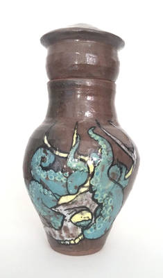 Tentacle urn