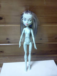 Monster High - Frankie Stein custo 001