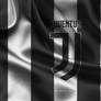 4k-juventus-fc-logo-black-white-silk-fabric-italia