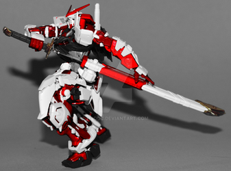 1/144 RG Gundam Astray Red Frame