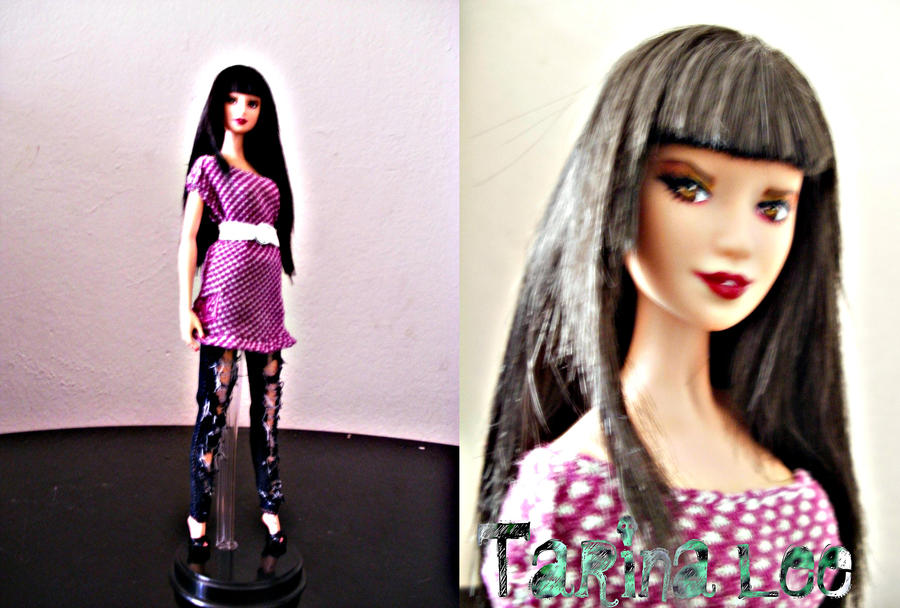 Tarina Lee Model doll