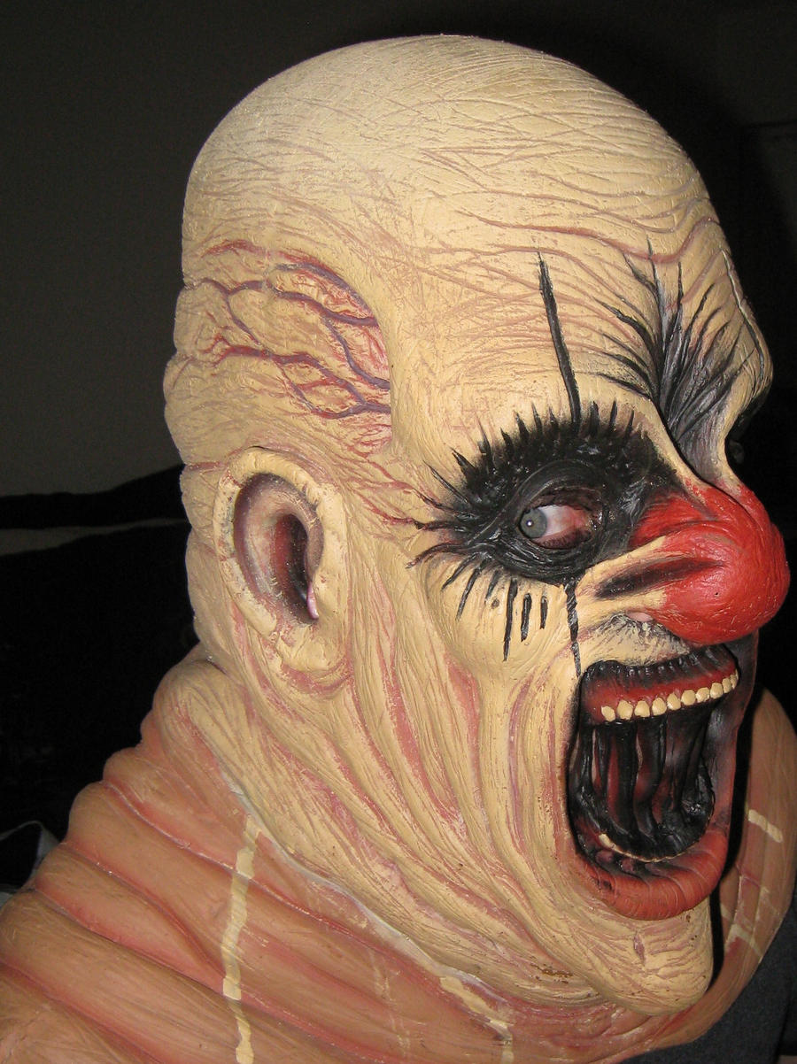 Slumpo the Clown Mask