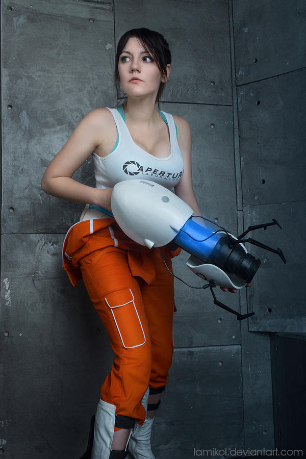 Chell - Portal 2 by lAmikol on DeviantArt