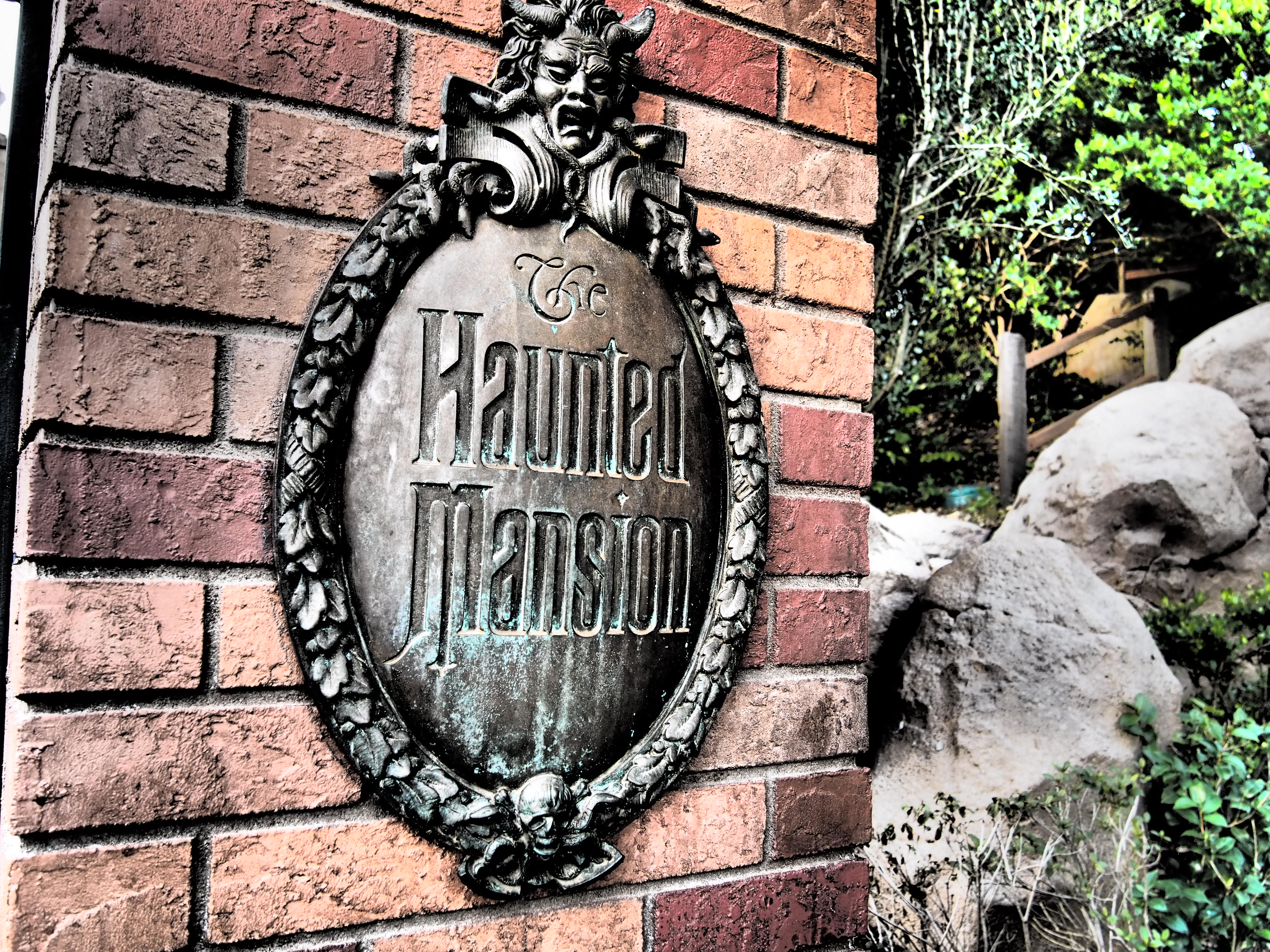 Haunted Mansion Plaque 1