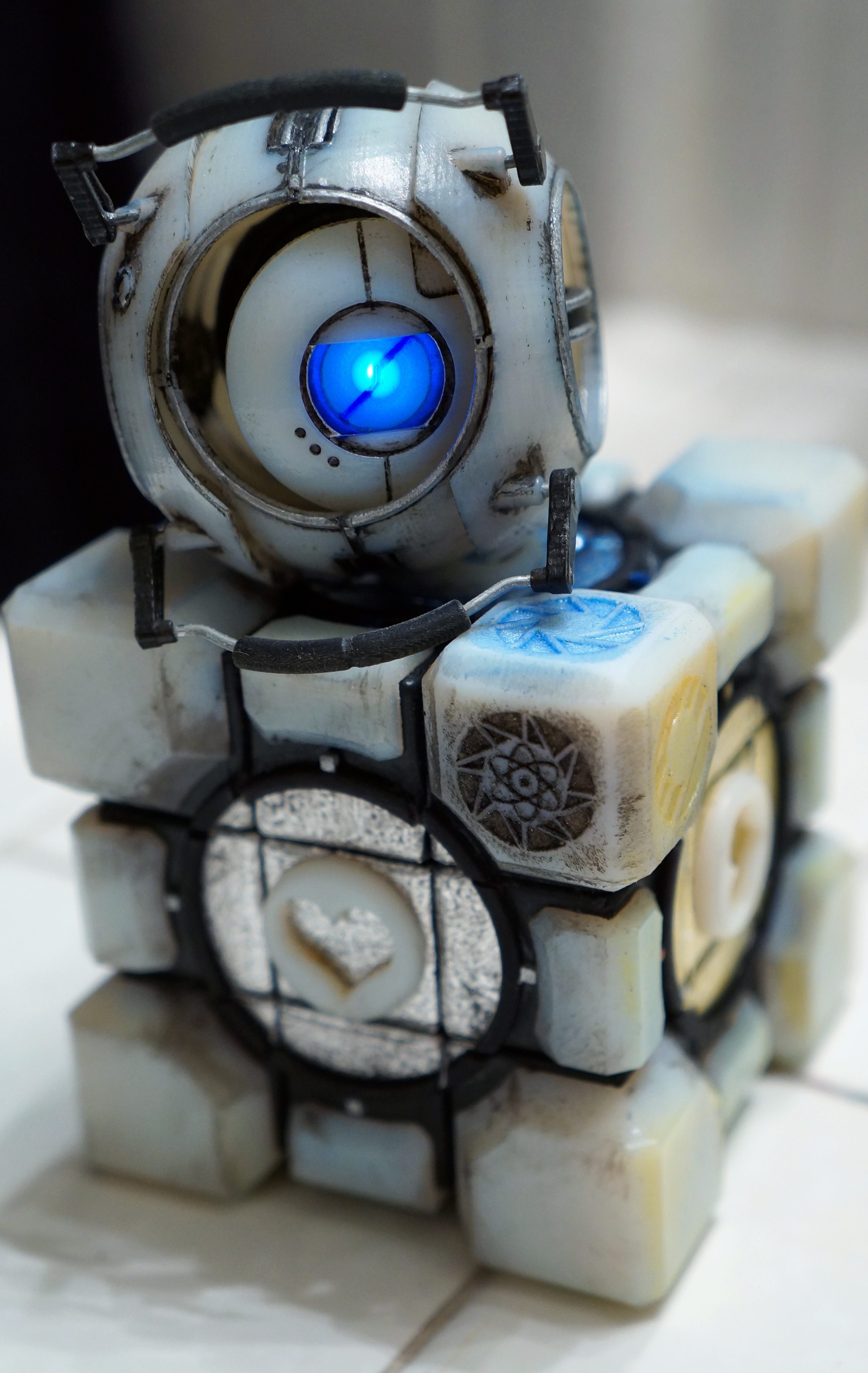 Portal Buddies (Wheatley and Companion Cube)