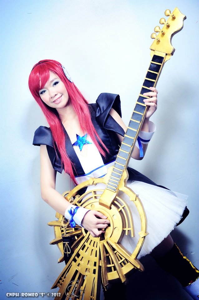 Miki Cosplay 5