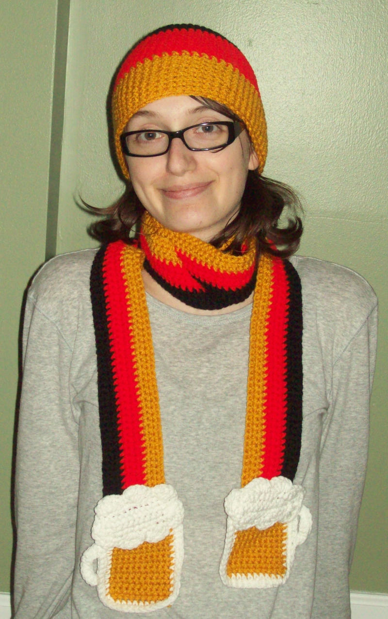 Germany Scarf with Beer Mugs