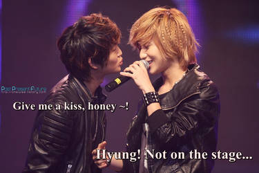 OnTae - Kiss