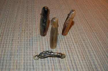 Japanese Phallus Trinkets 01