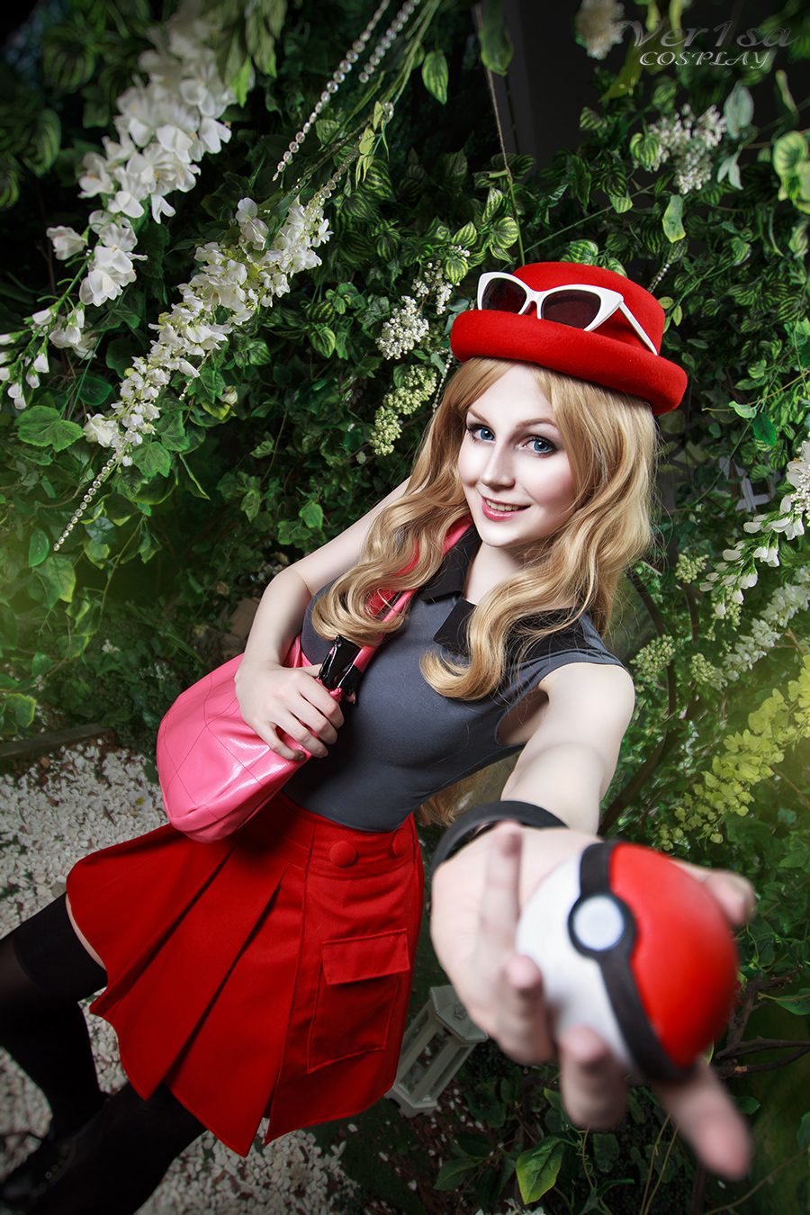 Serena (Pokemon X/Y) - Gotta catch 'em all!