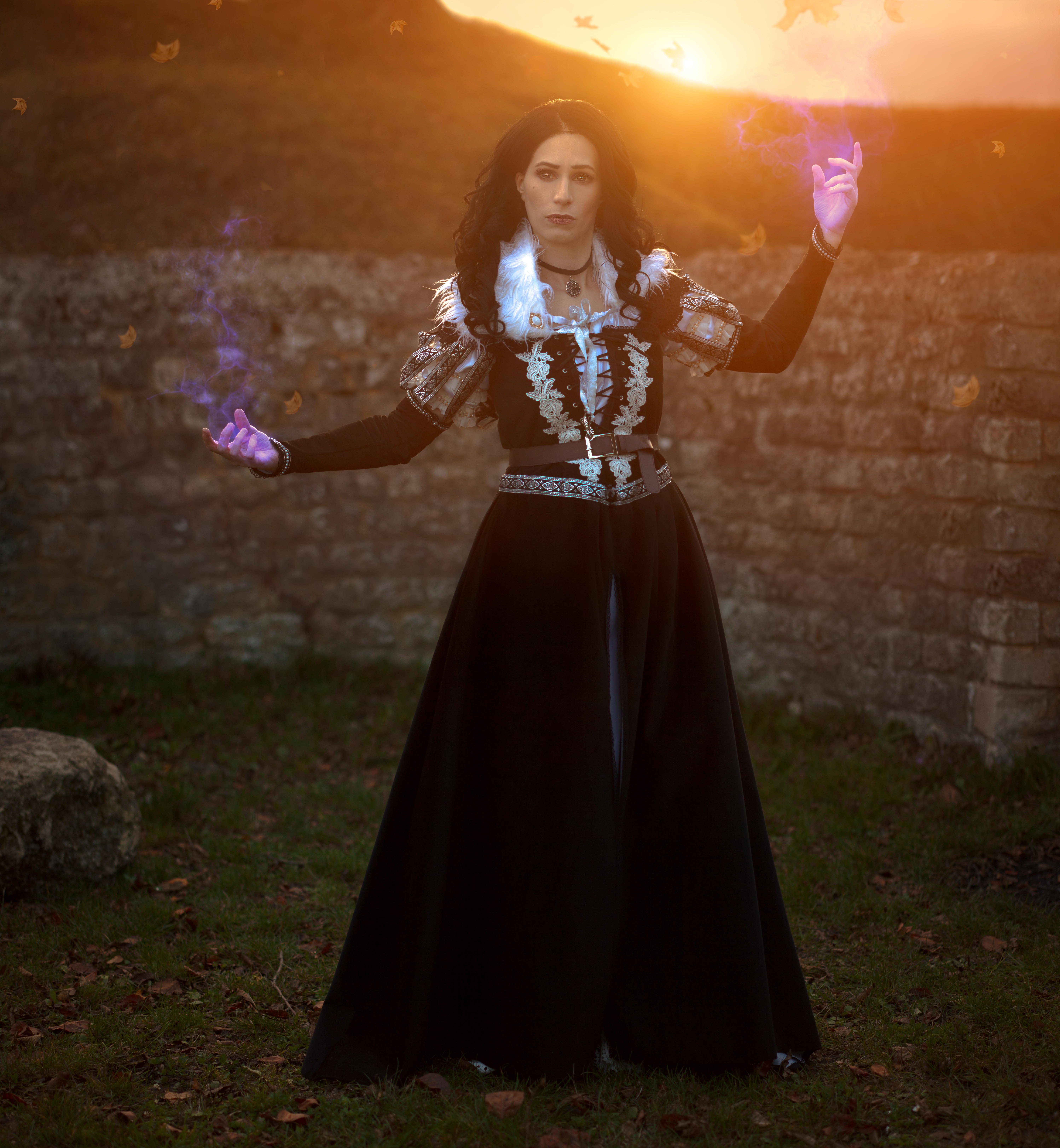 The Witcher - Yennefer Cosplay - Hikari Amurita