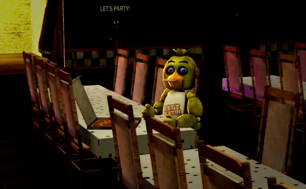 Chica finally tastes pizza for the first time