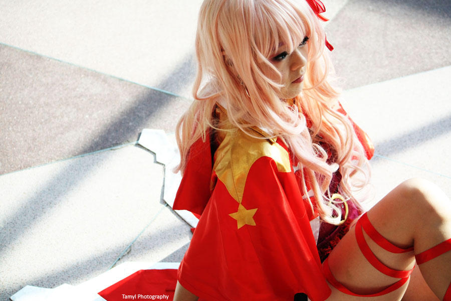 Sheryl Nome: Distant Eyes