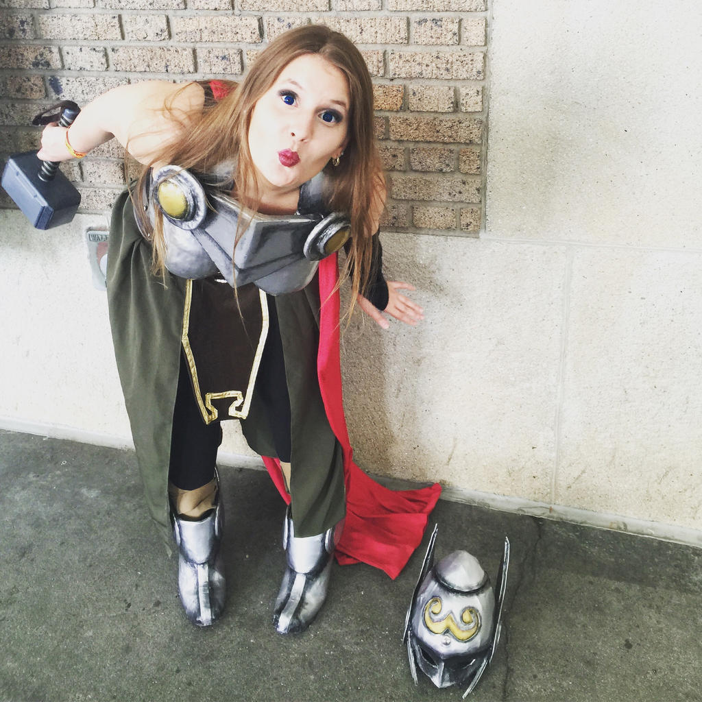 Thor cosplay 