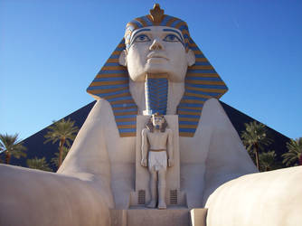 Luxor Casino Las Vegas 02