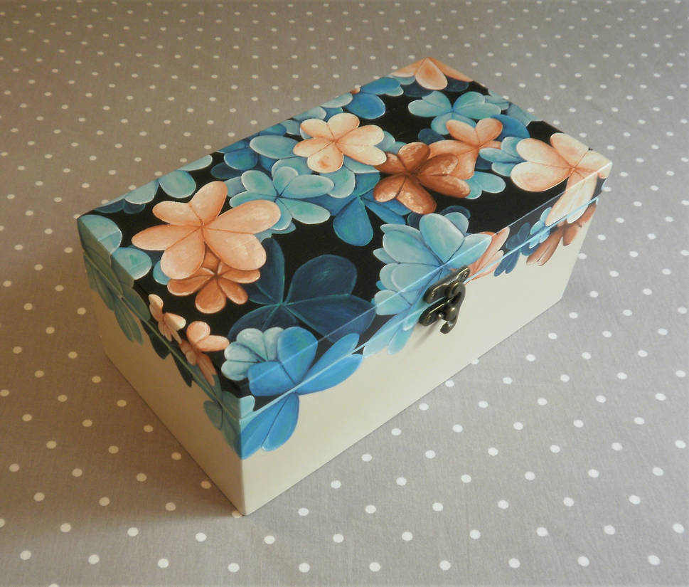 Clober Box Clover box by Mafamagofo on DeviantArt