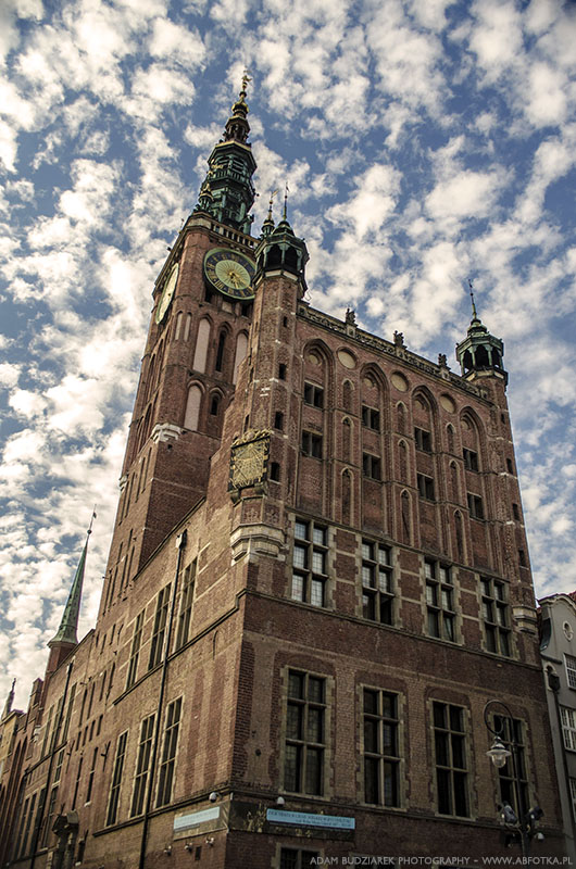 Main Town Hall in Gdansk by parsek76