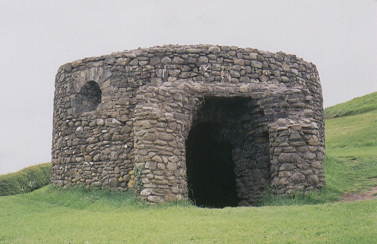 NewGrange Stone Hut Entrance by FantasyStock