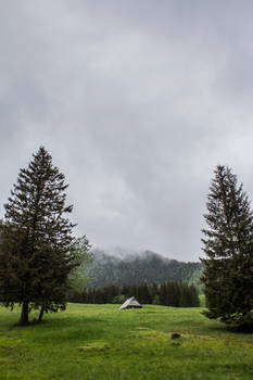 Little house - Tatra Mountains - trail