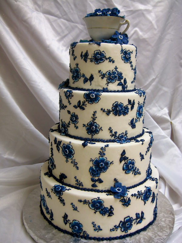 Tea Cup and Flowers Cake