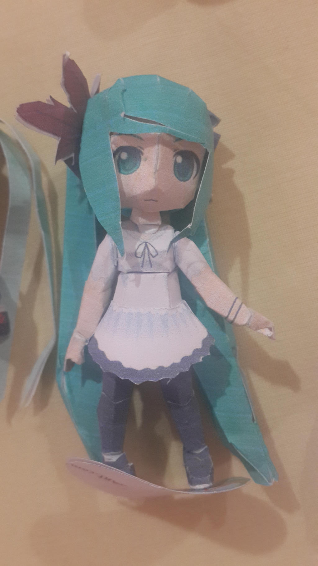Hatsune Miku Papercraft :Supreme by ChatarinaTSP on DeviantArt Hatsune Miku Papercraft :Supreme by ChatarinaTSP on DeviantArt