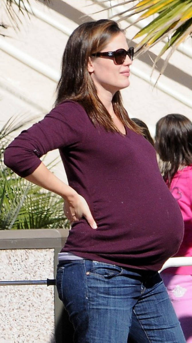 Heavily Pregnant Jennifer Garner 38 By Jerry999999 On Deviantart 