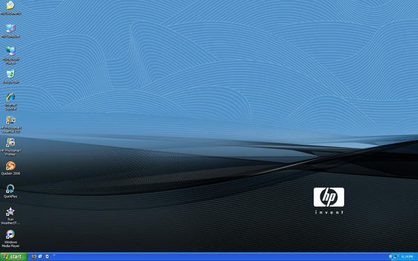 Laptop Windows XP Desktop