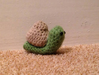 Amigurumi snail