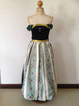 Anna's coronation dress (back)