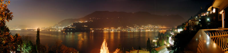 Lago di Como night panorama