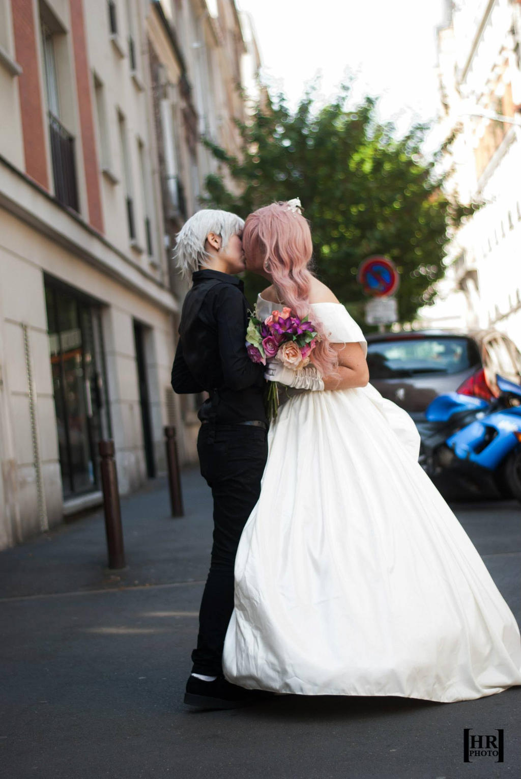 FFXIII - Kissing in Paris