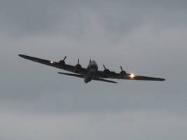 B-17 Flying Fortress 2