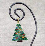 Seed bead christmas tree by AxmxZ