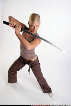 Girl - defend pose - katana