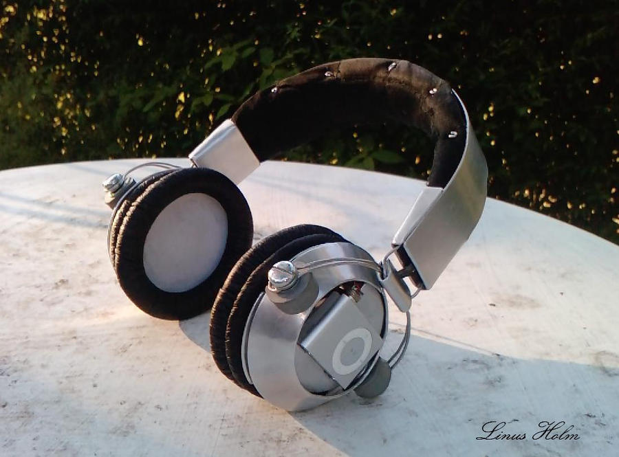 Headphones By Flurik On DeviantArt headphones-by-flurik-on-deviantart