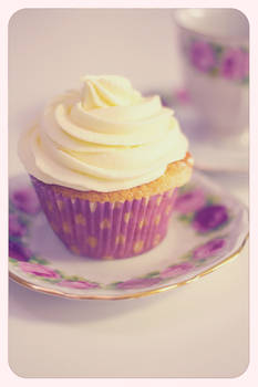 Vanilla Mascarpone Cupcake