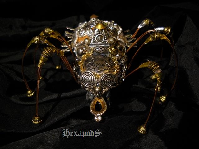 Biomechanic Golden Latrodectus II