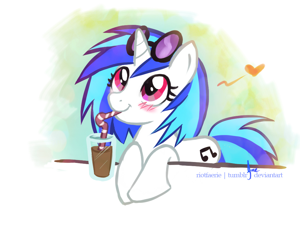 Vinyl Scratch - Chocolate Milk