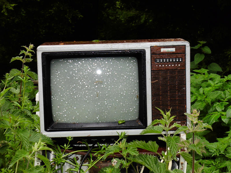 Old TV Set - Outside