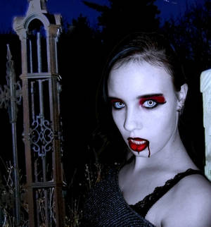 Vampire Misty-Graveyard