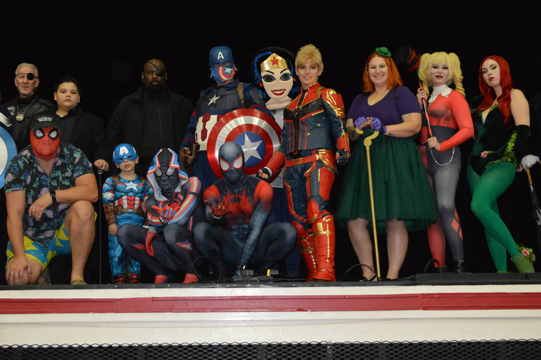 Group Photo St Pete Comic Con 2022 (2) by bryandwolfe67 on DeviantArt