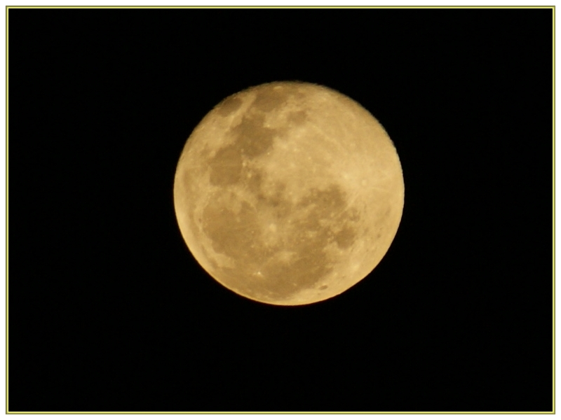 Full Moon on Buenos Aires