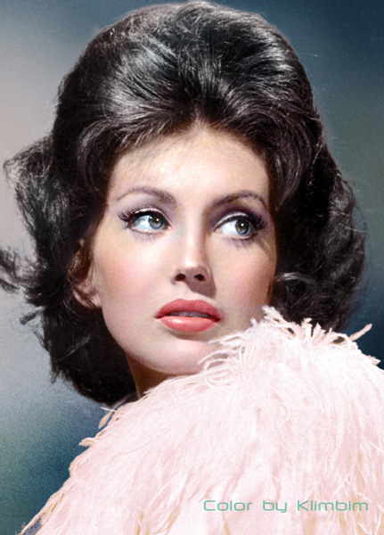 Gayle Hunnicutt