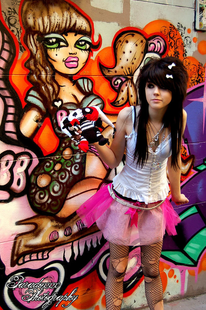 graffiti queen II by paradoxphotography on DeviantArt