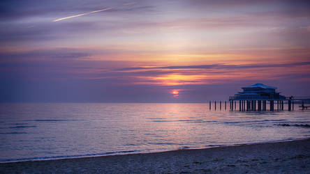 Timmendorfer Strand Sunrise by skywalkerdesign