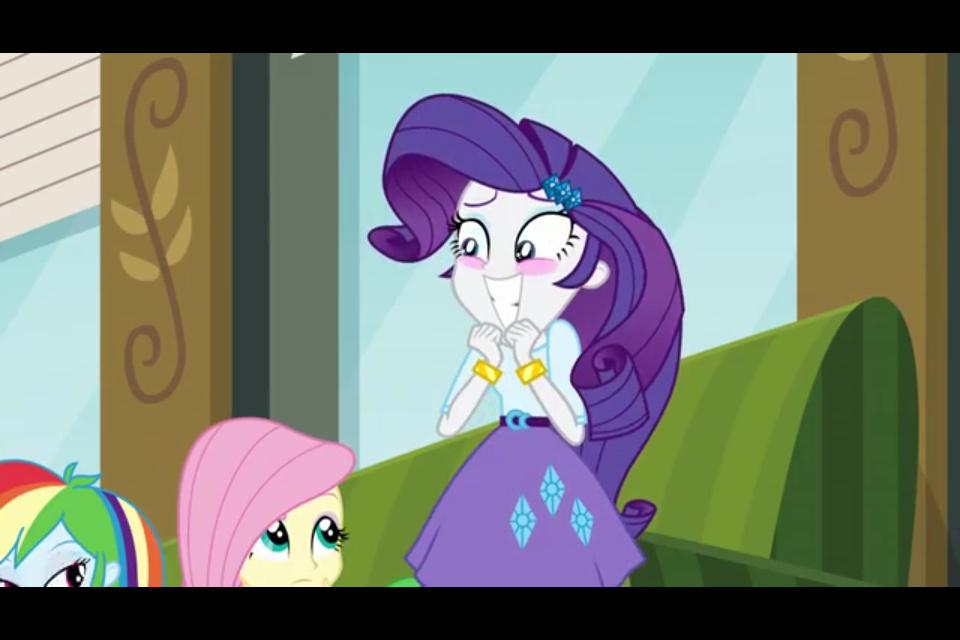 Equestria Girls Screenshot 1 - Rarity embarrassed