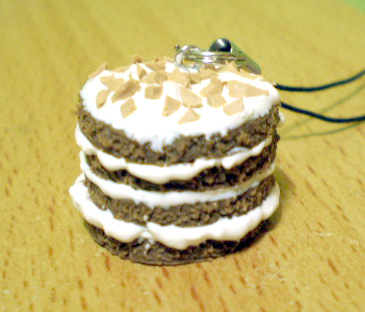 carrot cake charm